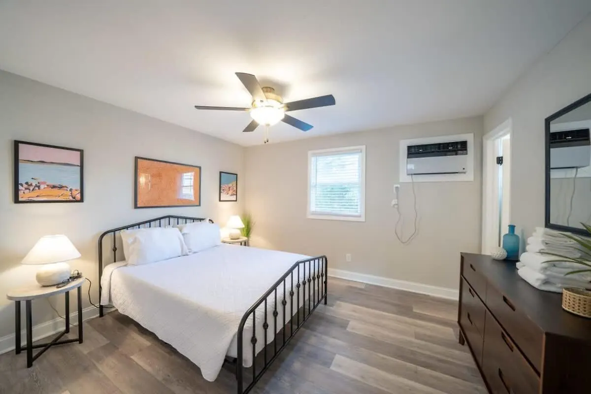 Ov Mosaic - Drift Suite North Camellia Acres Apartment