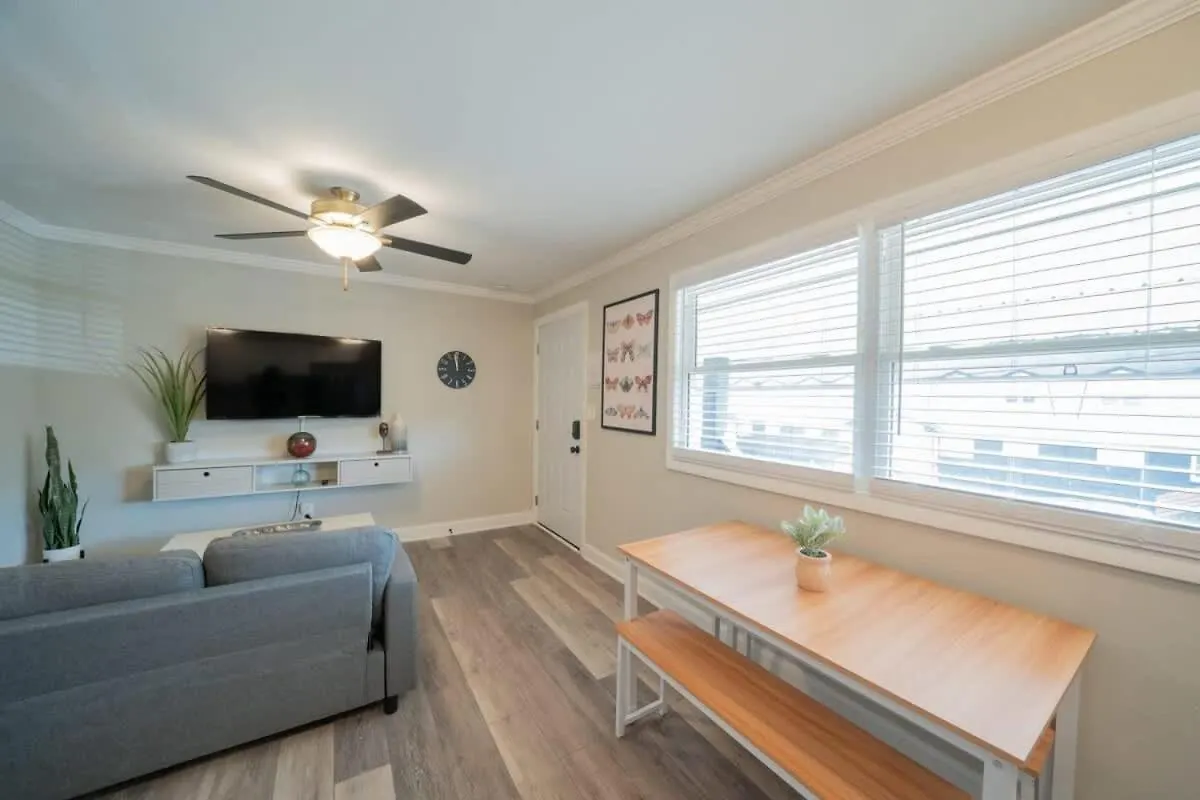 Ov Mosaic - Drift Suite North Camellia Acres Apartment